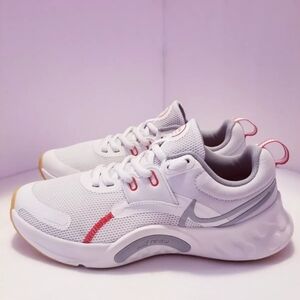 Nike Renew Retaliation TR 3 Men White Chile Red DA1350-104 Shoes/Sneakers Sz 7.5